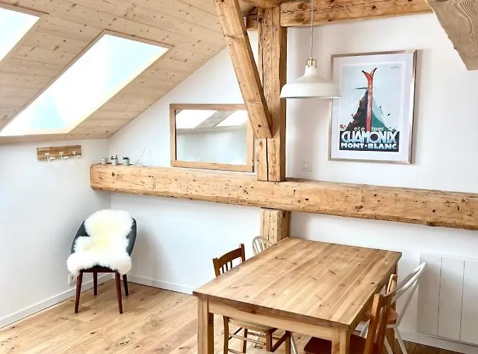 Apartment Triplex In The Heart Of *